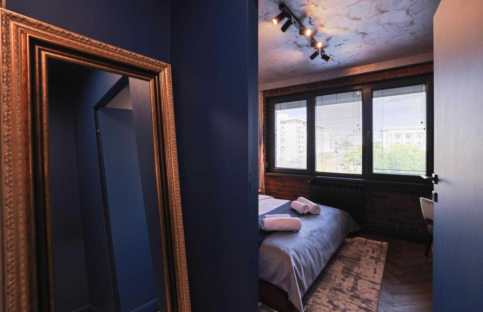 Harley Quinn Apartment Bucarest Extérieur photo